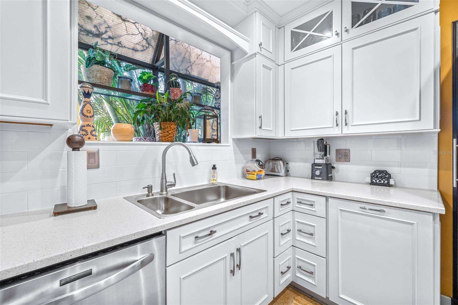 61 LADOGA AVE, TAMPA, FL, 33606