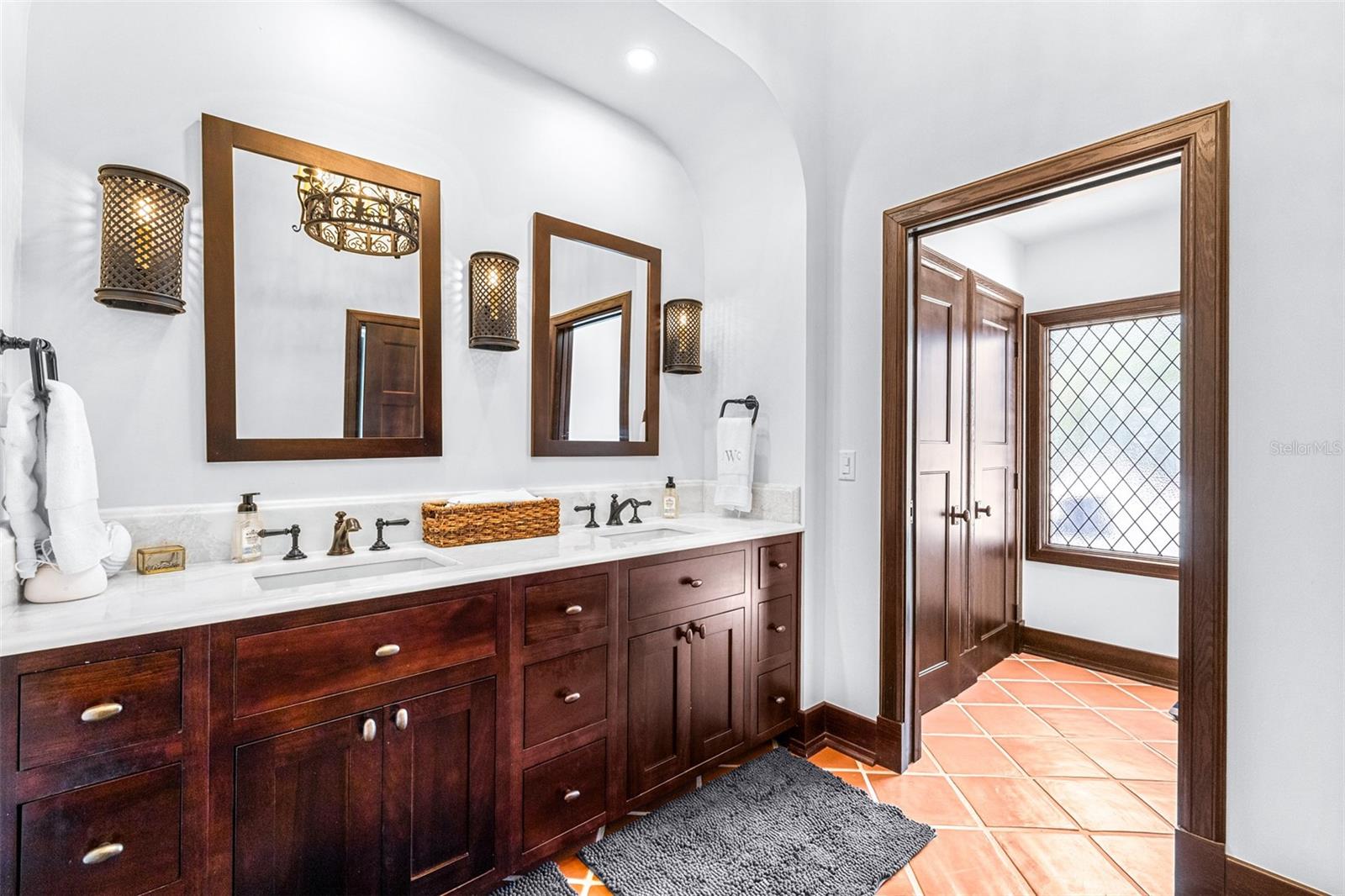 61 LADOGA AVE, TAMPA, FL, 33606
