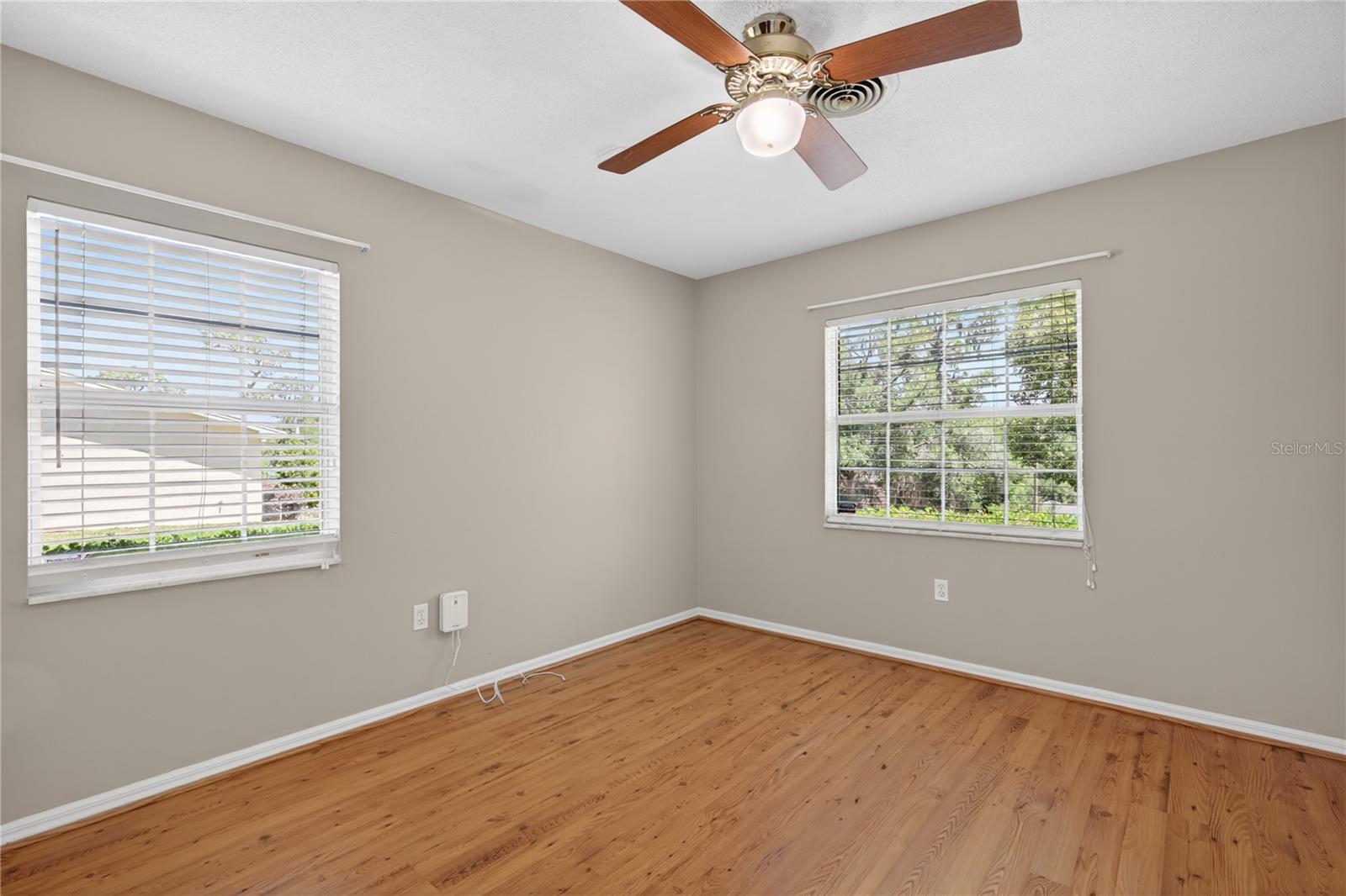 1945 NORMANDY DR, MOUNT DORA, FL, 32757