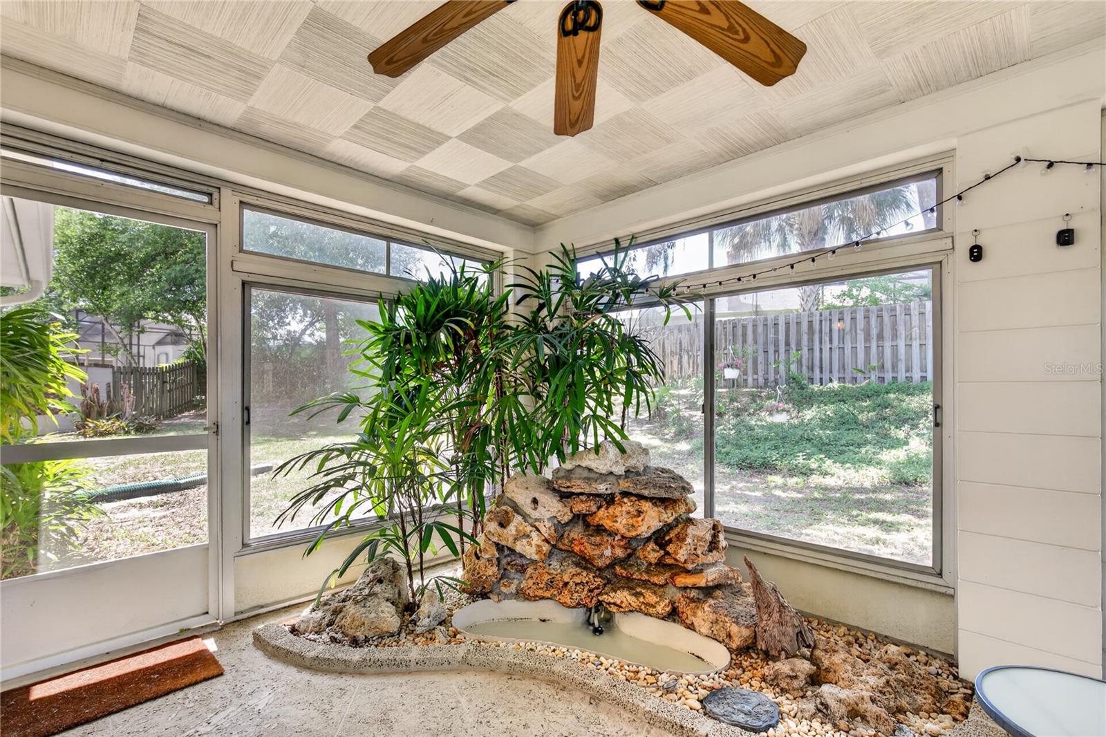 1945 NORMANDY DR, MOUNT DORA, FL, 32757