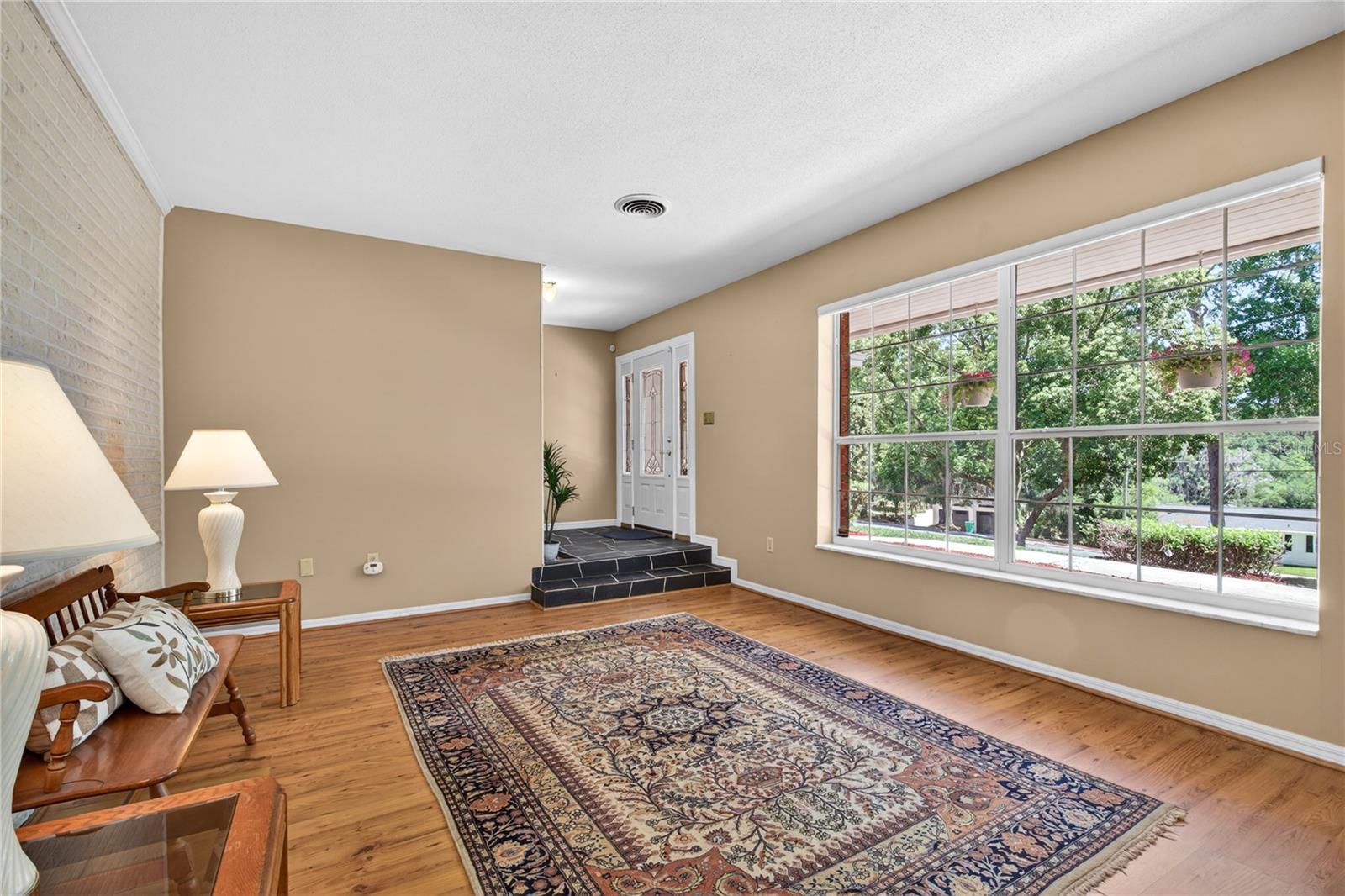 1945 NORMANDY DR, MOUNT DORA, FL, 32757