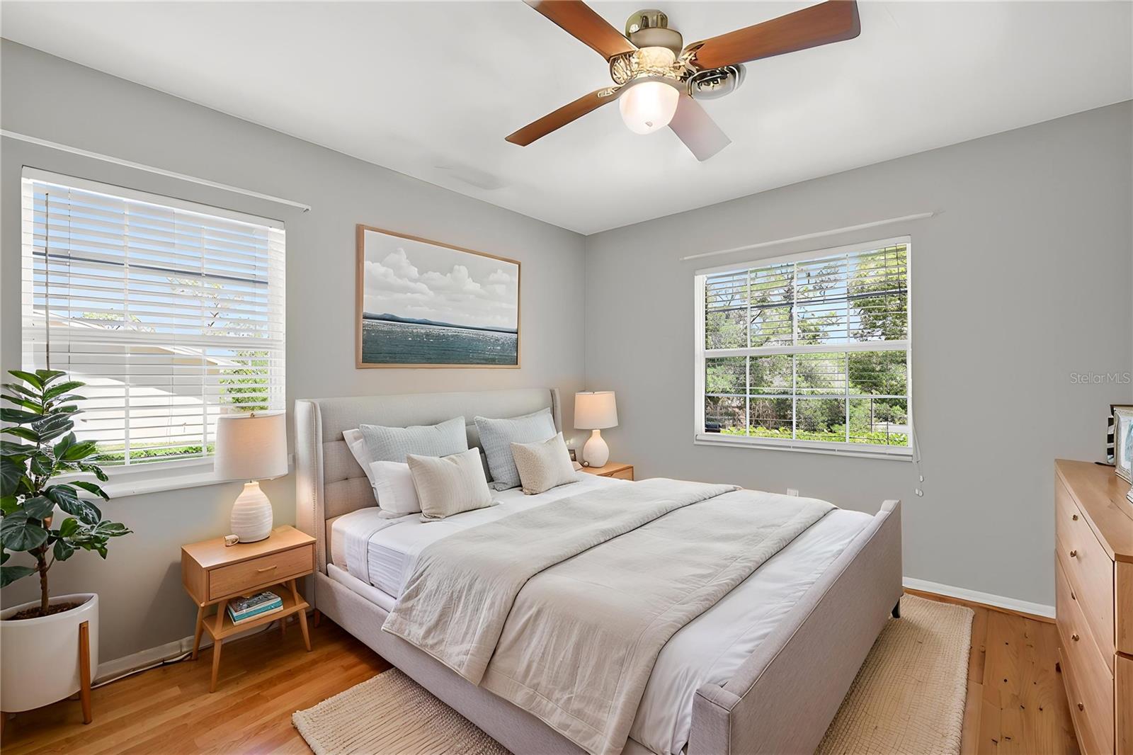 1945 NORMANDY DR, MOUNT DORA, FL, 32757