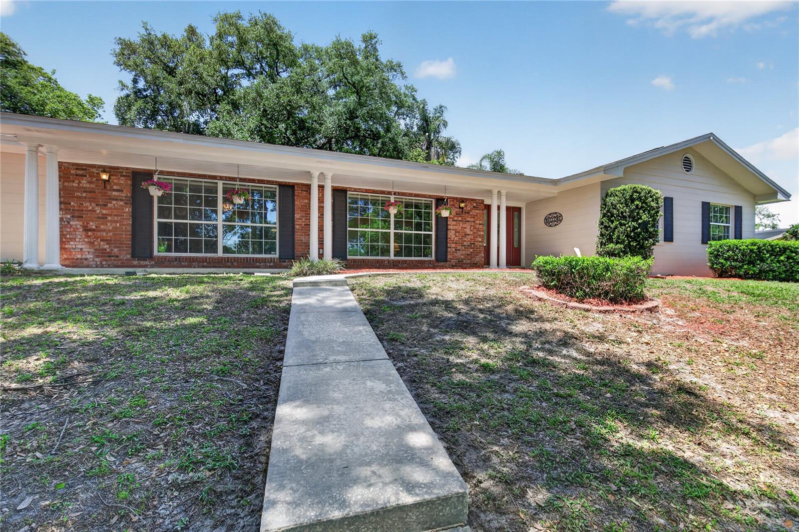 1945 NORMANDY DR, MOUNT DORA, FL, 32757
