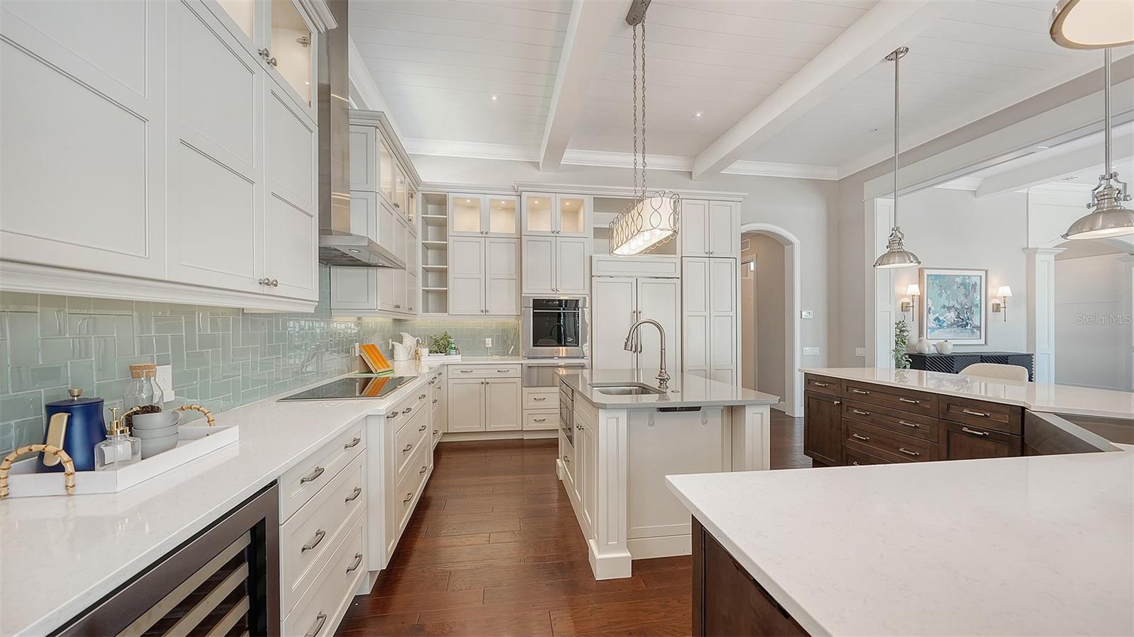 313 LOOKOUT POINT DR, OSPREY, FL, 34229