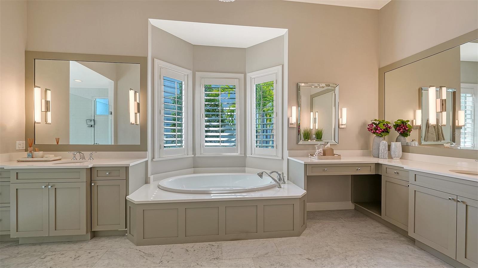 313 LOOKOUT POINT DR, OSPREY, FL, 34229