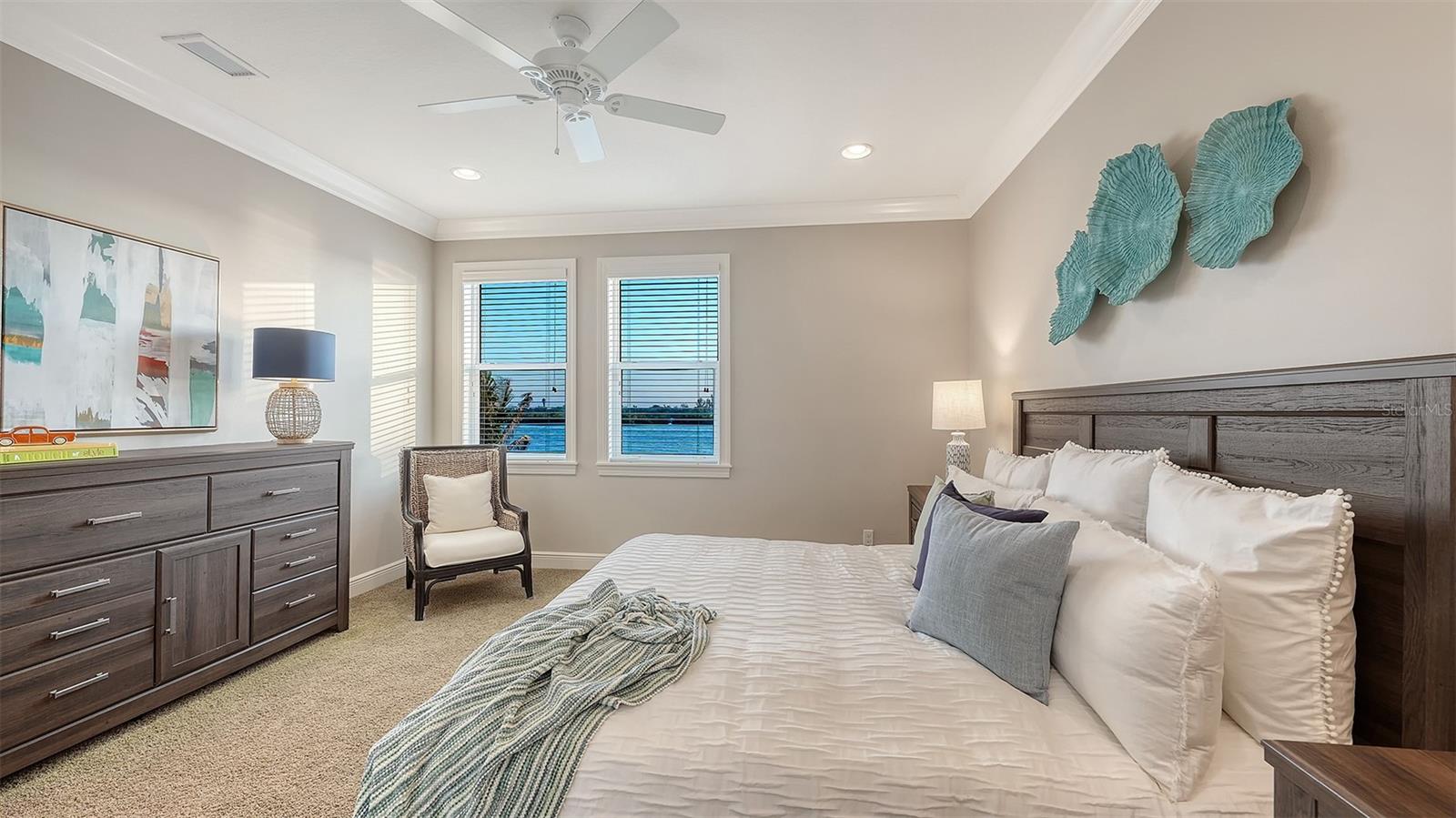 313 LOOKOUT POINT DR, OSPREY, FL, 34229