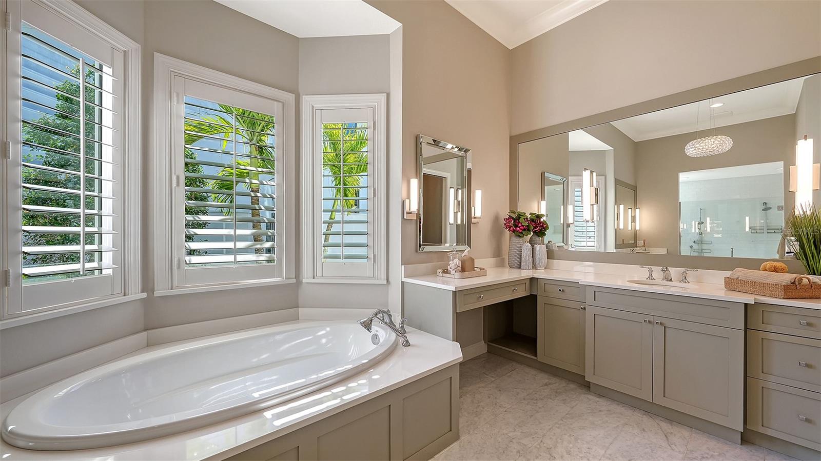 313 LOOKOUT POINT DR, OSPREY, FL, 34229