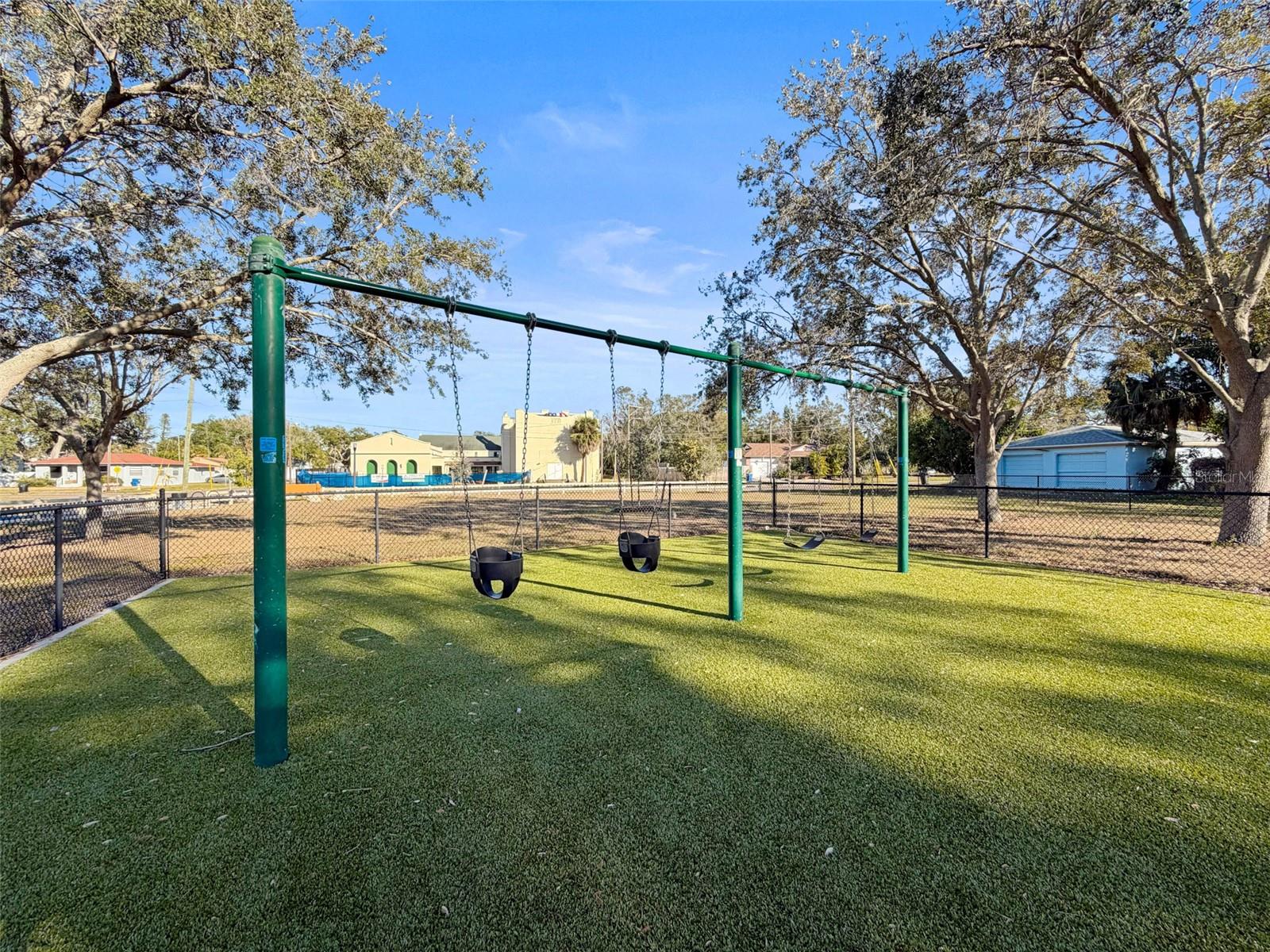 650 E HARBOR DR S, ST PETERSBURG, FL, 33705