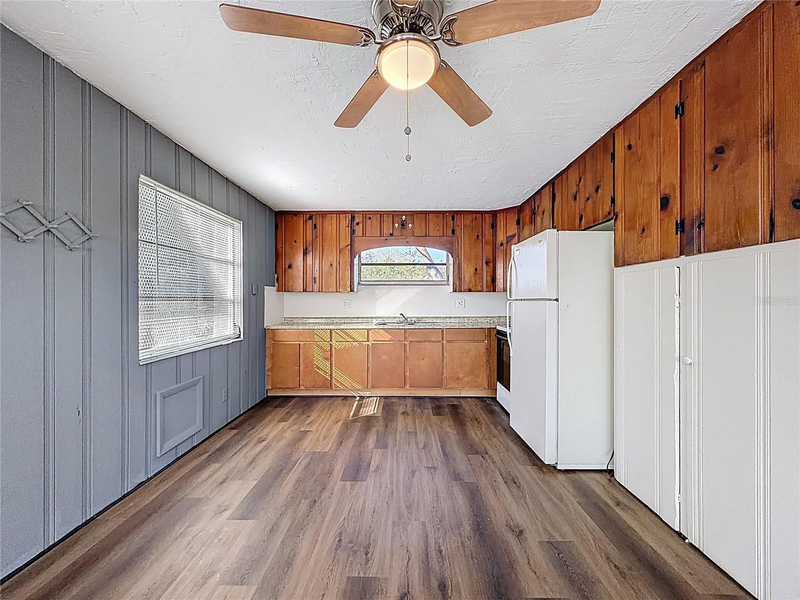 650 E HARBOR DR S, ST PETERSBURG, FL, 33705