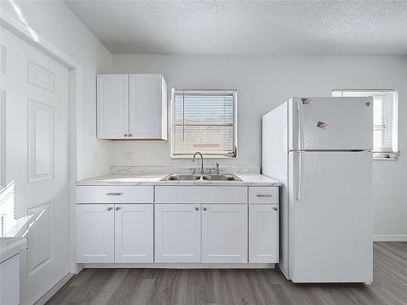 650 E HARBOR DR S, ST PETERSBURG, FL, 33705