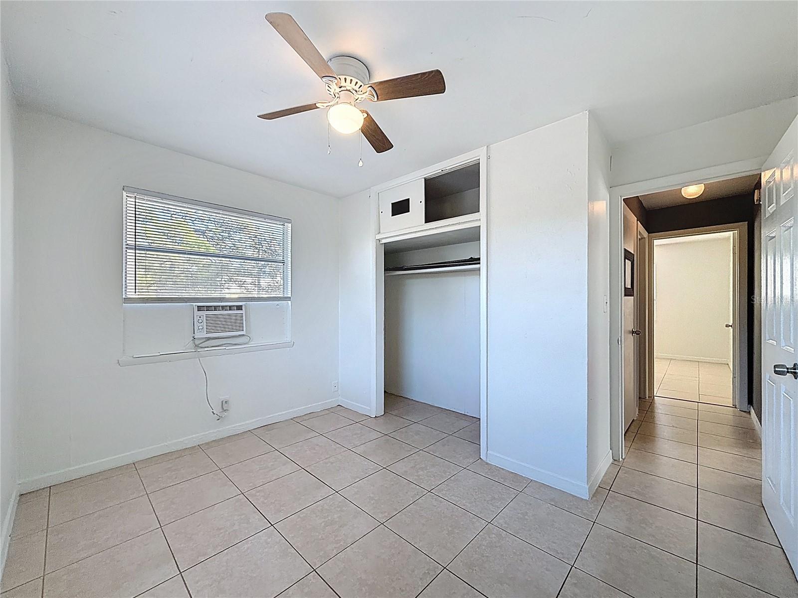 650 E HARBOR DR S, ST PETERSBURG, FL, 33705
