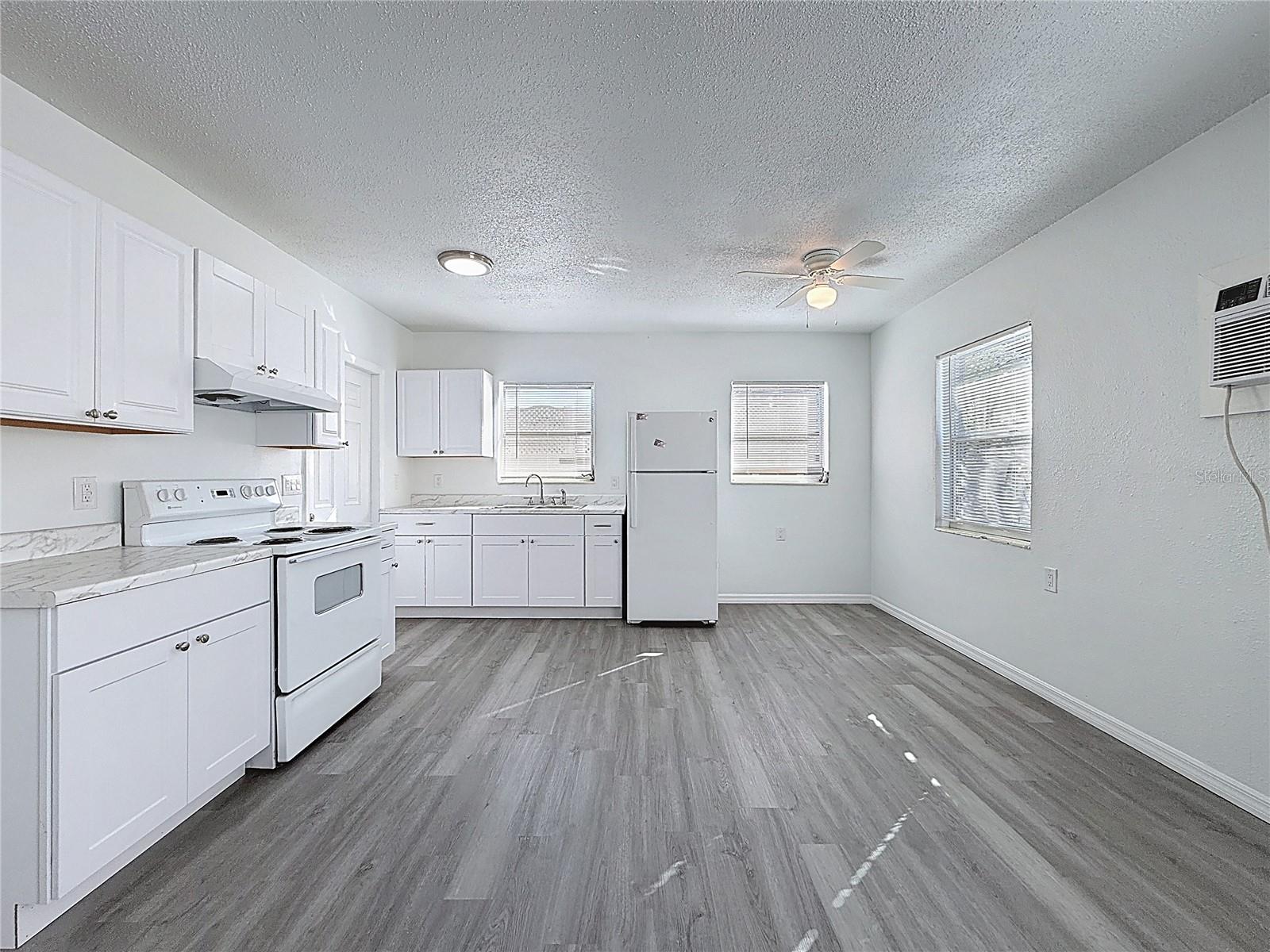 650 E HARBOR DR S, ST PETERSBURG, FL, 33705