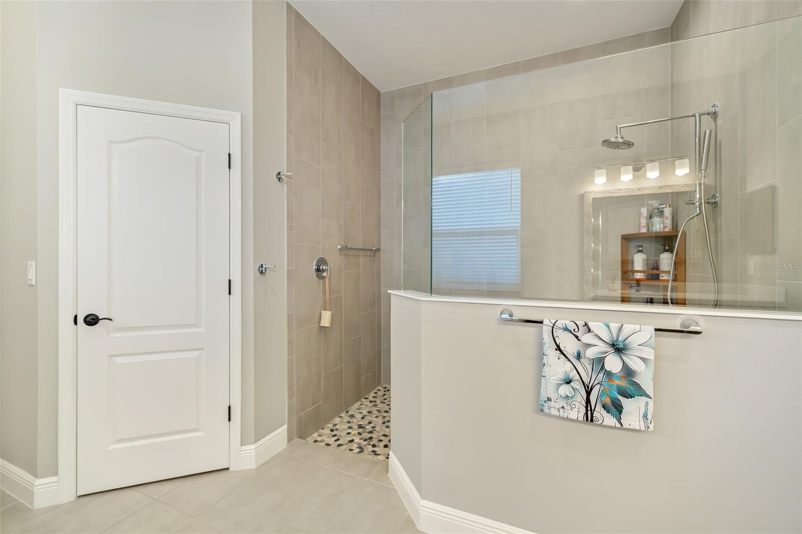 2525 PARADISE PLUM DR, SARASOTA, FL, 34240