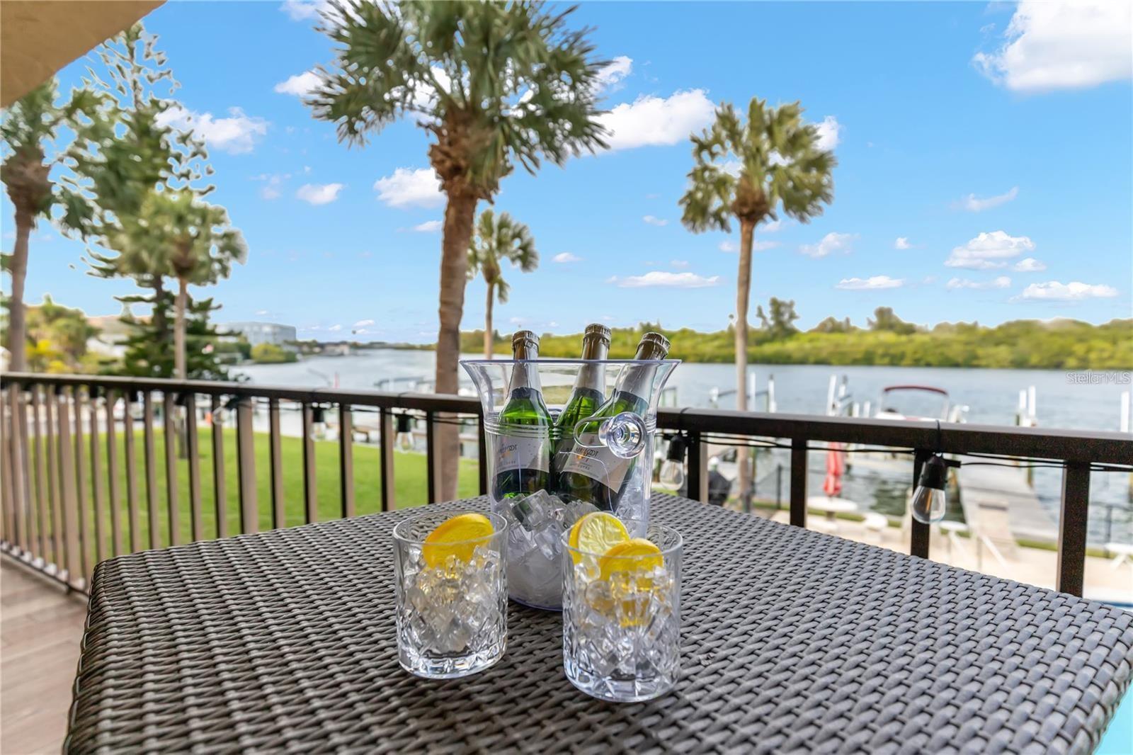 18201 GULF BLVD #205, REDINGTON SHORES, FL, 33708