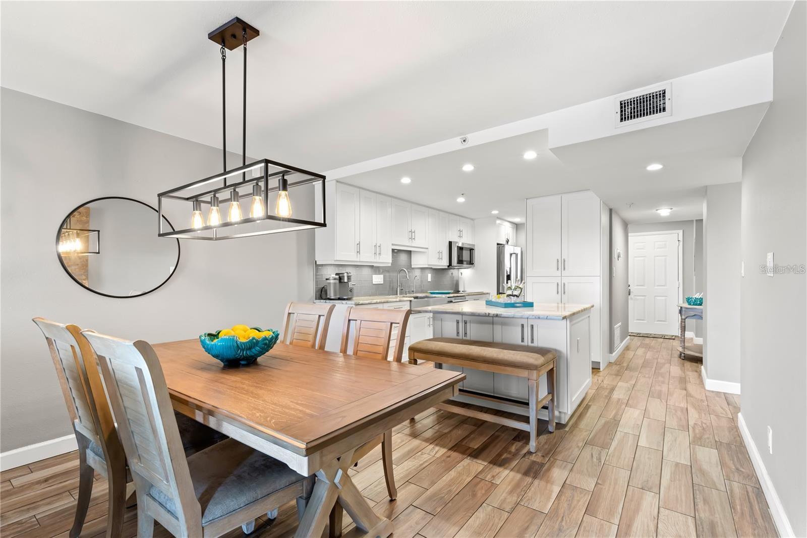 18201 GULF BLVD #205, REDINGTON SHORES, FL, 33708