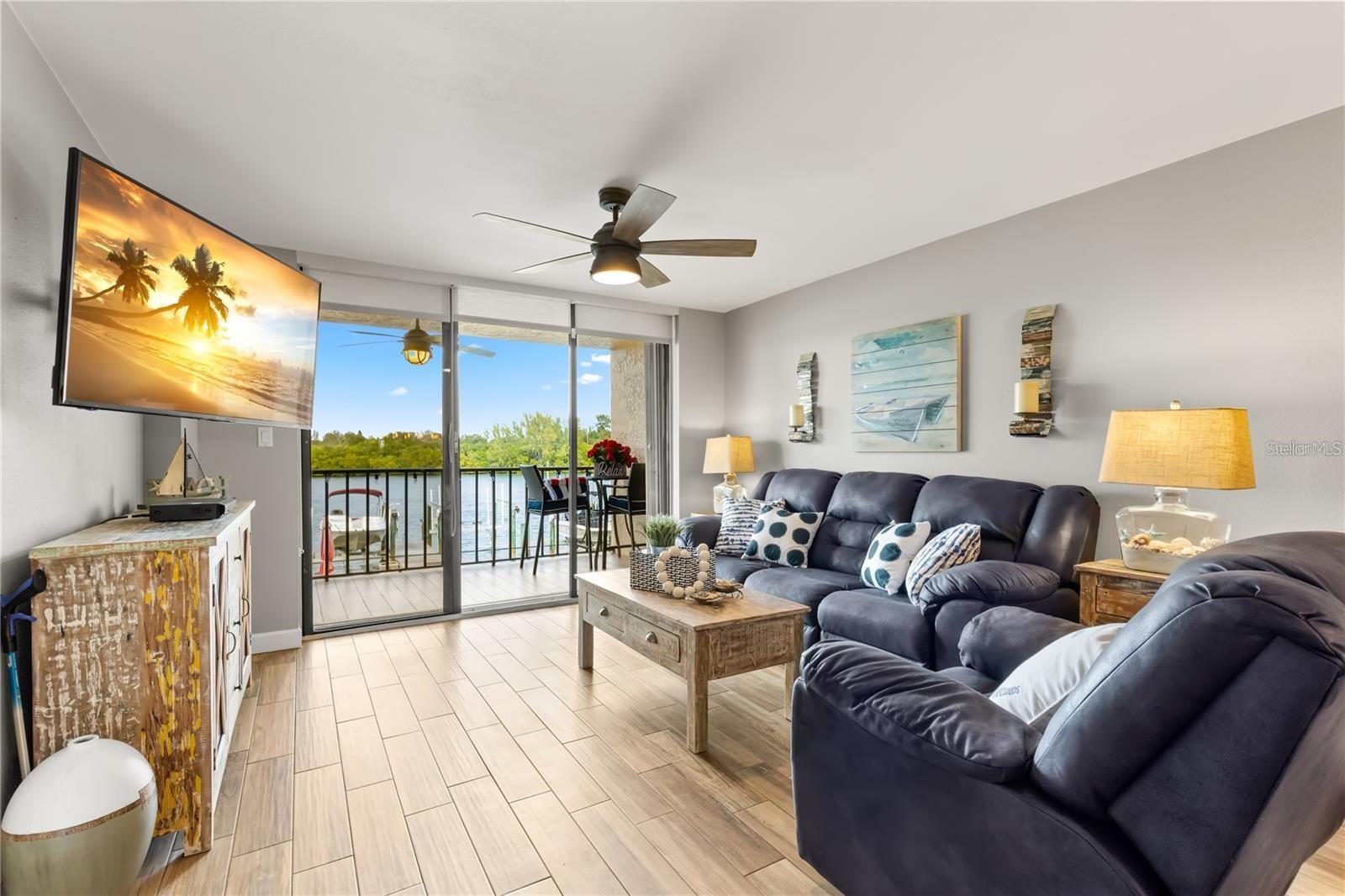 18201 GULF BLVD #205, REDINGTON SHORES, FL, 33708