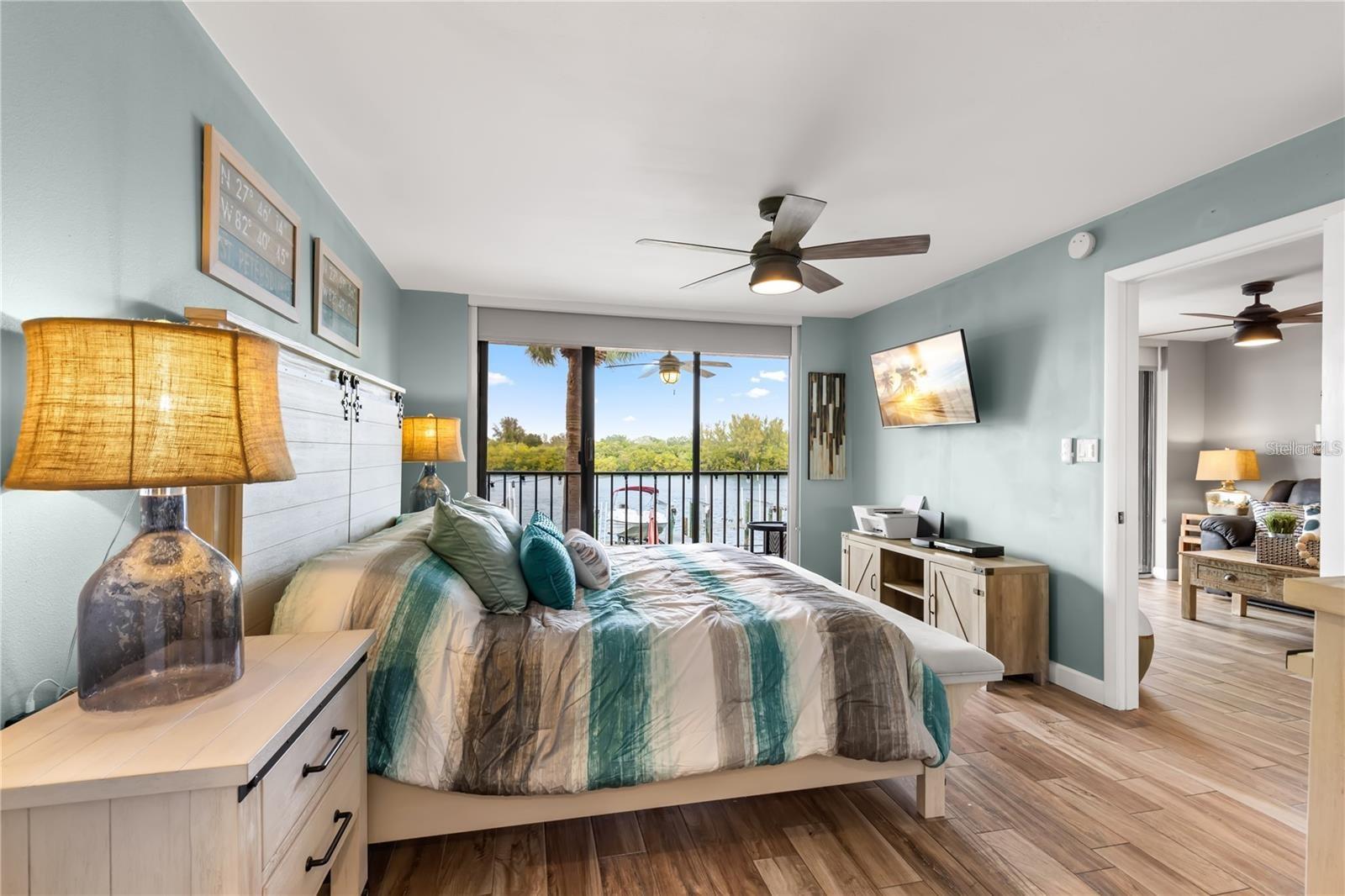 18201 GULF BLVD #205, REDINGTON SHORES, FL, 33708