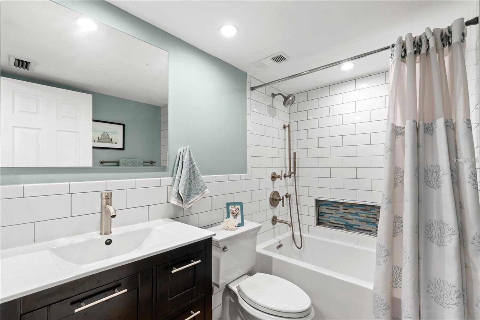 18201 GULF BLVD #205, REDINGTON SHORES, FL, 33708