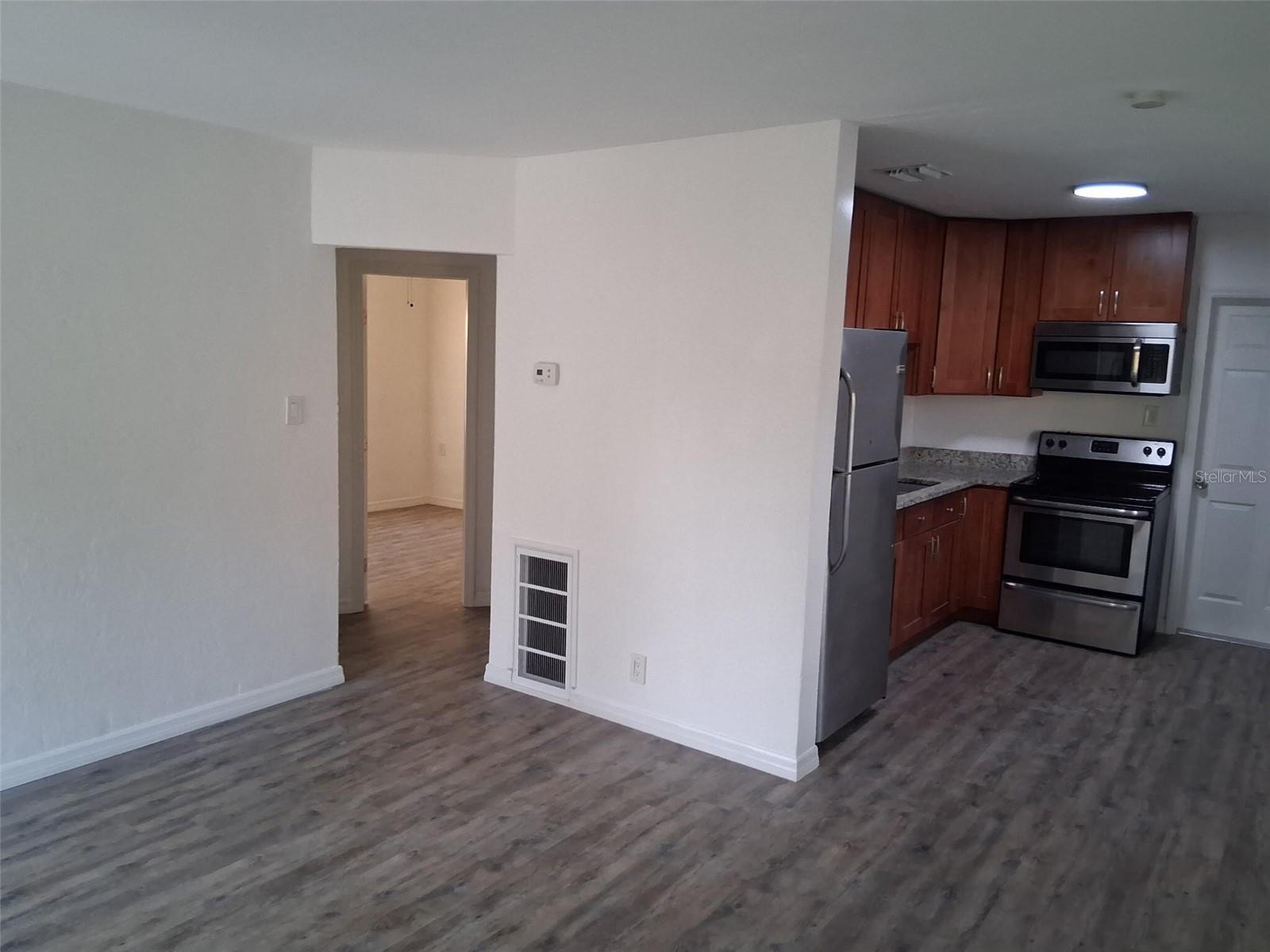 2855 40TH AVE N, ST PETERSBURG, FL, 33714