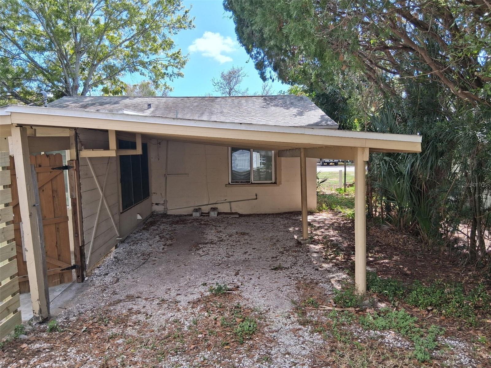 2855 40TH AVE N, ST PETERSBURG, FL, 33714