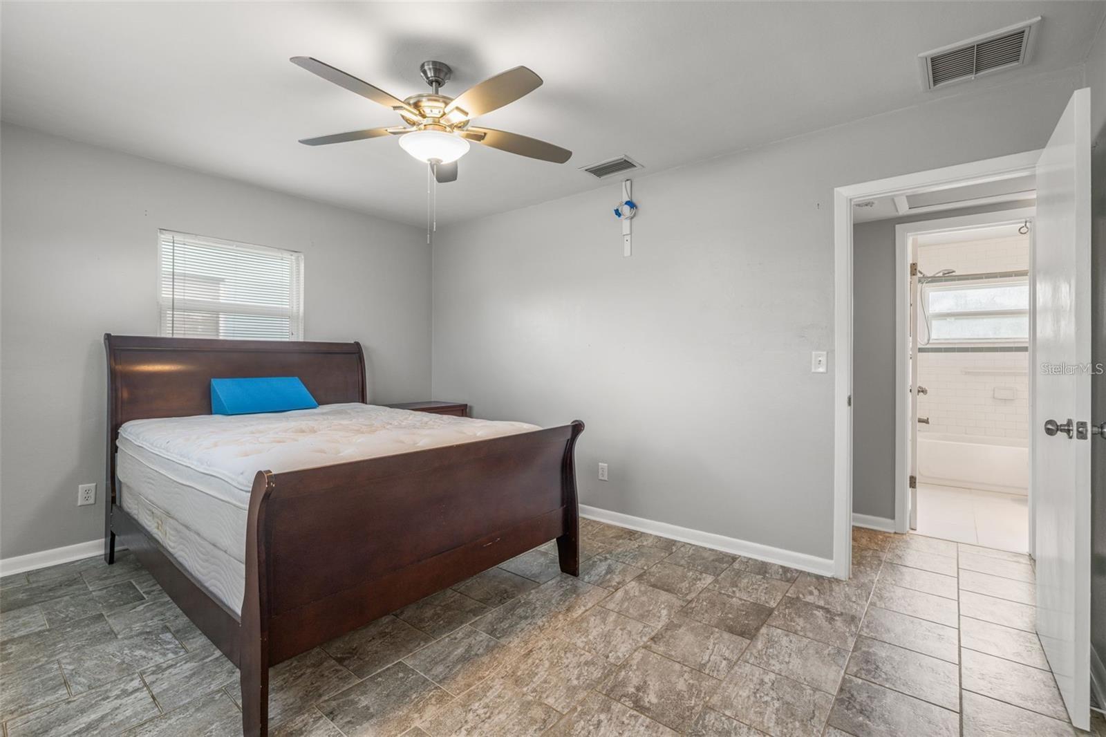 3252 21ST PL SW, LARGO, FL, 33774