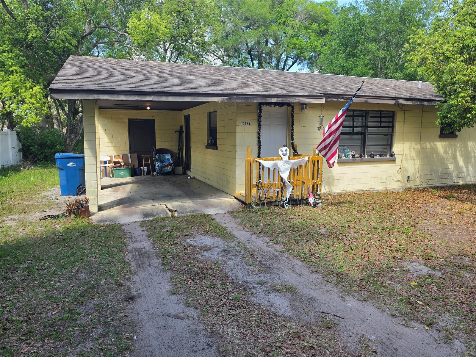 1403 E VOORHIS AVE, DELAND, FL, 32724