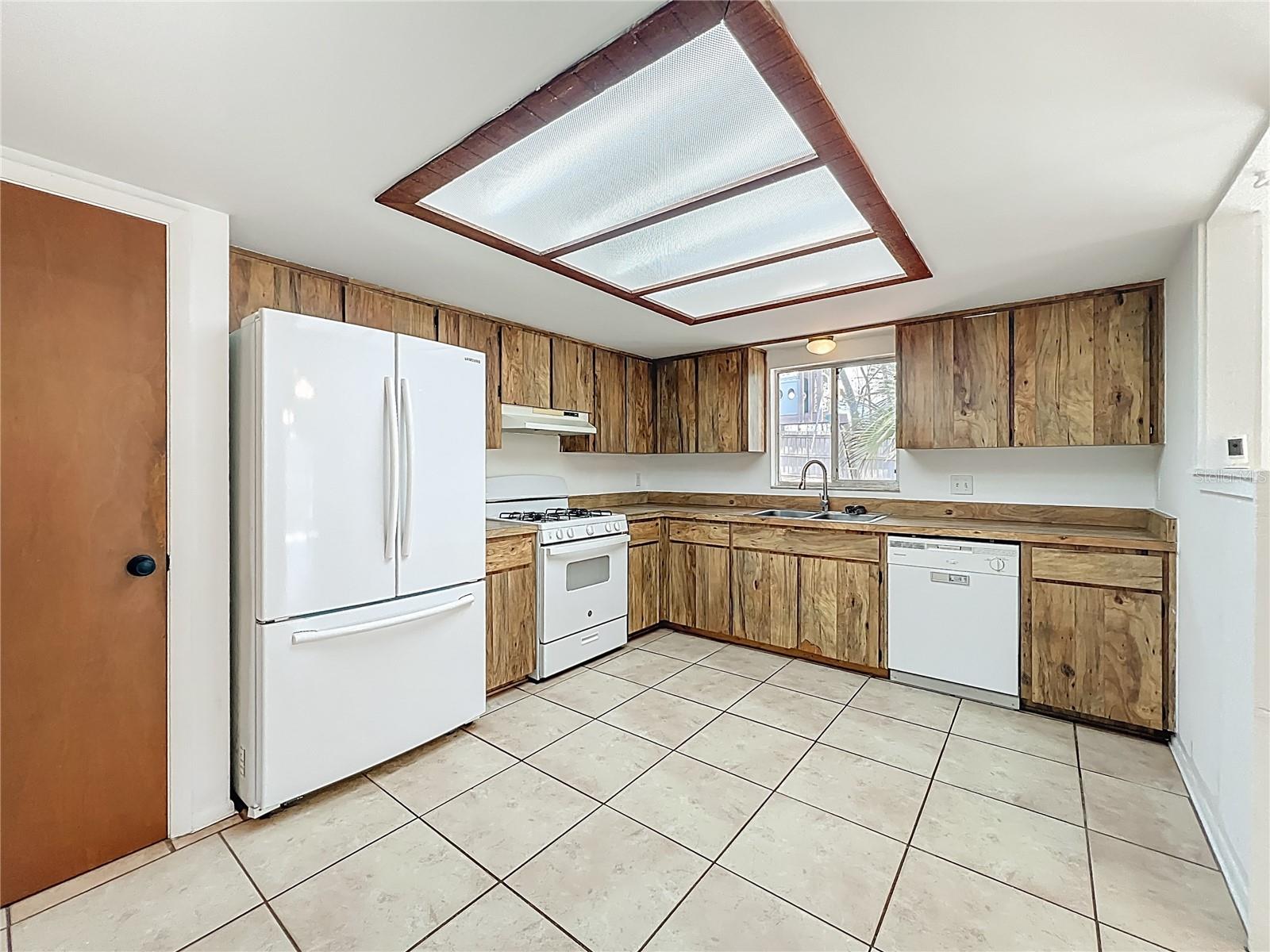 328 SHADOW OAK DR, CASSELBERRY, FL, 32707