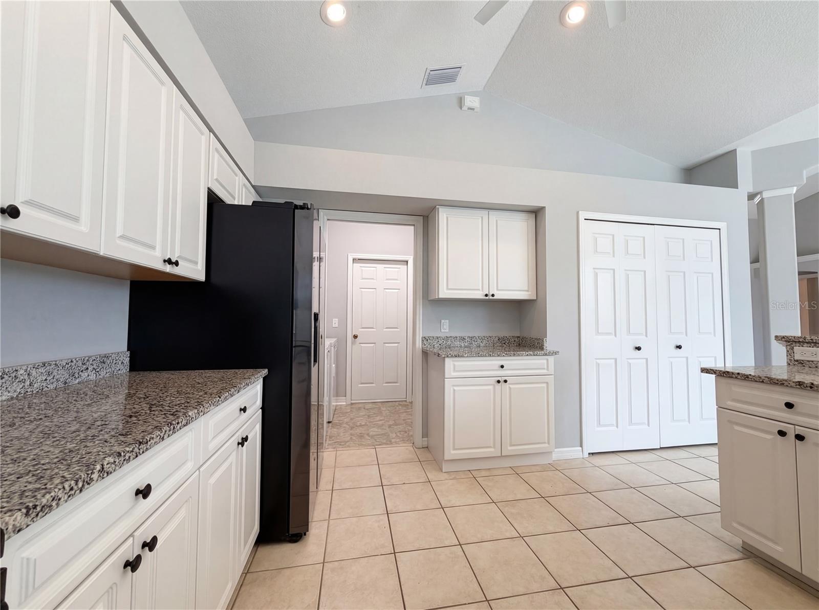 12567 SW PEMBROKE CIR N, LAKE SUZY, FL, 34269