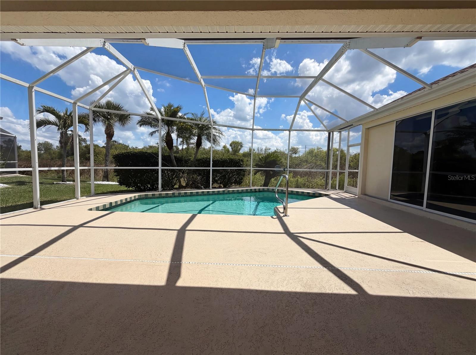 12567 SW PEMBROKE CIR N, LAKE SUZY, FL, 34269