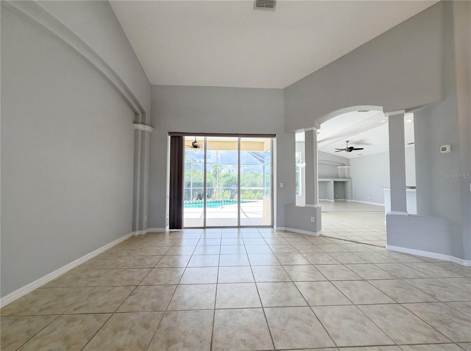 12567 SW PEMBROKE CIR N, LAKE SUZY, FL, 34269