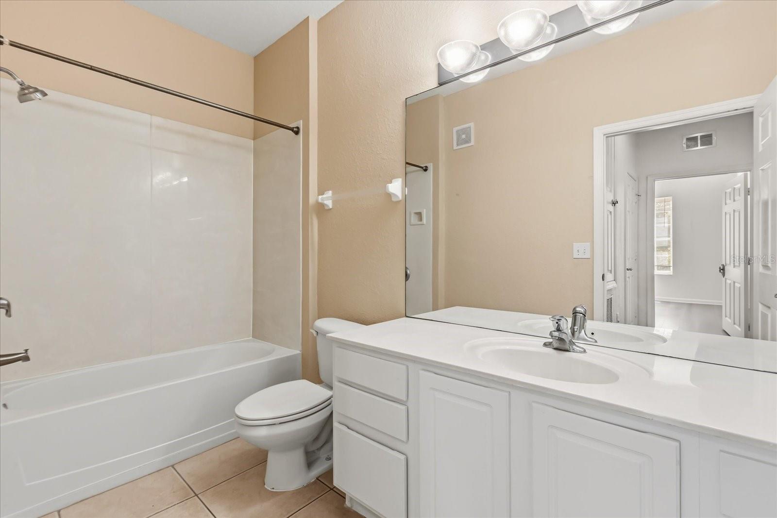 6240 CONTESSA DR #102, ORLANDO, FL, 32829