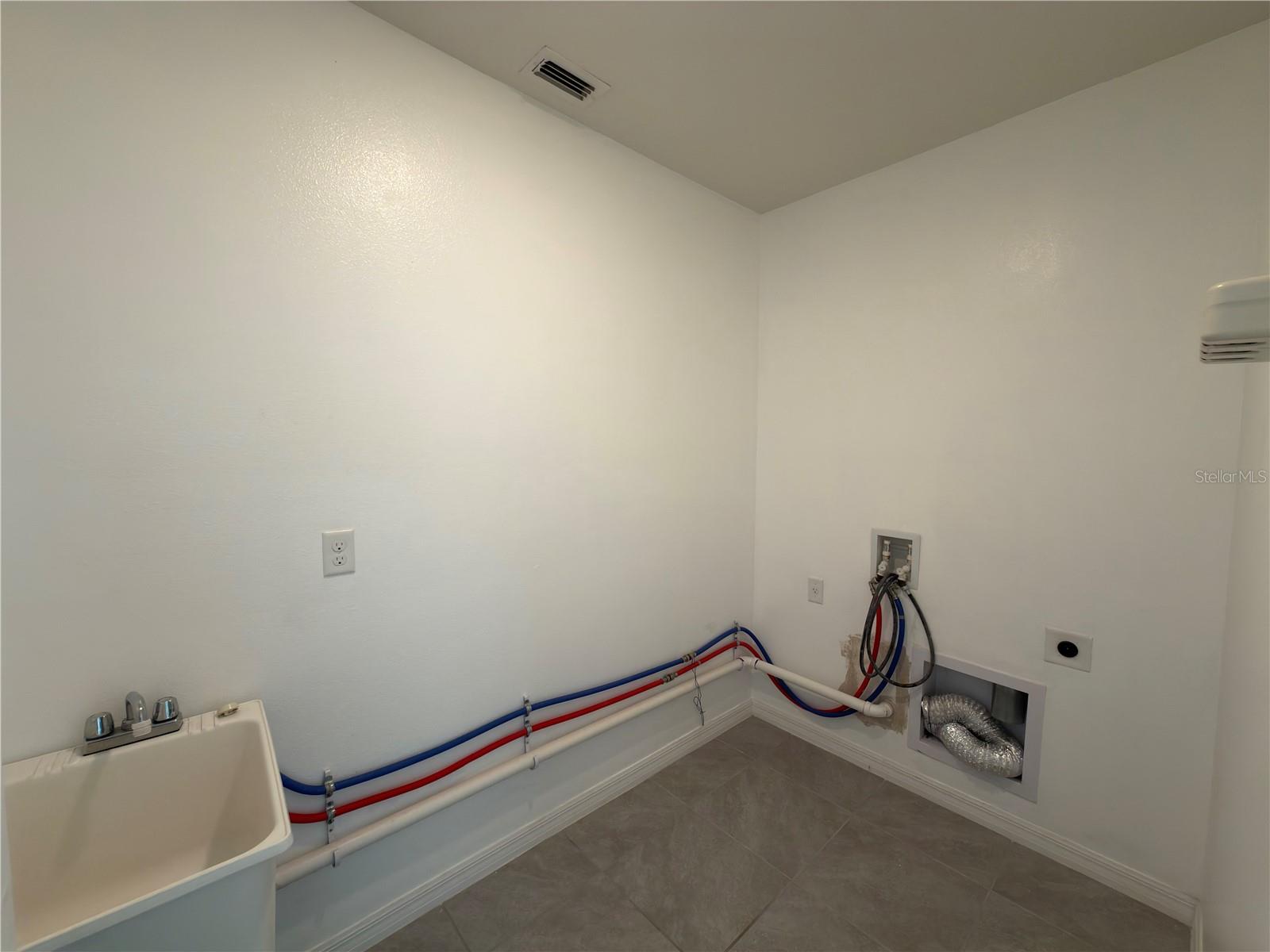 276 WILLOW BEND DR, DAVENPORT, FL, 33897