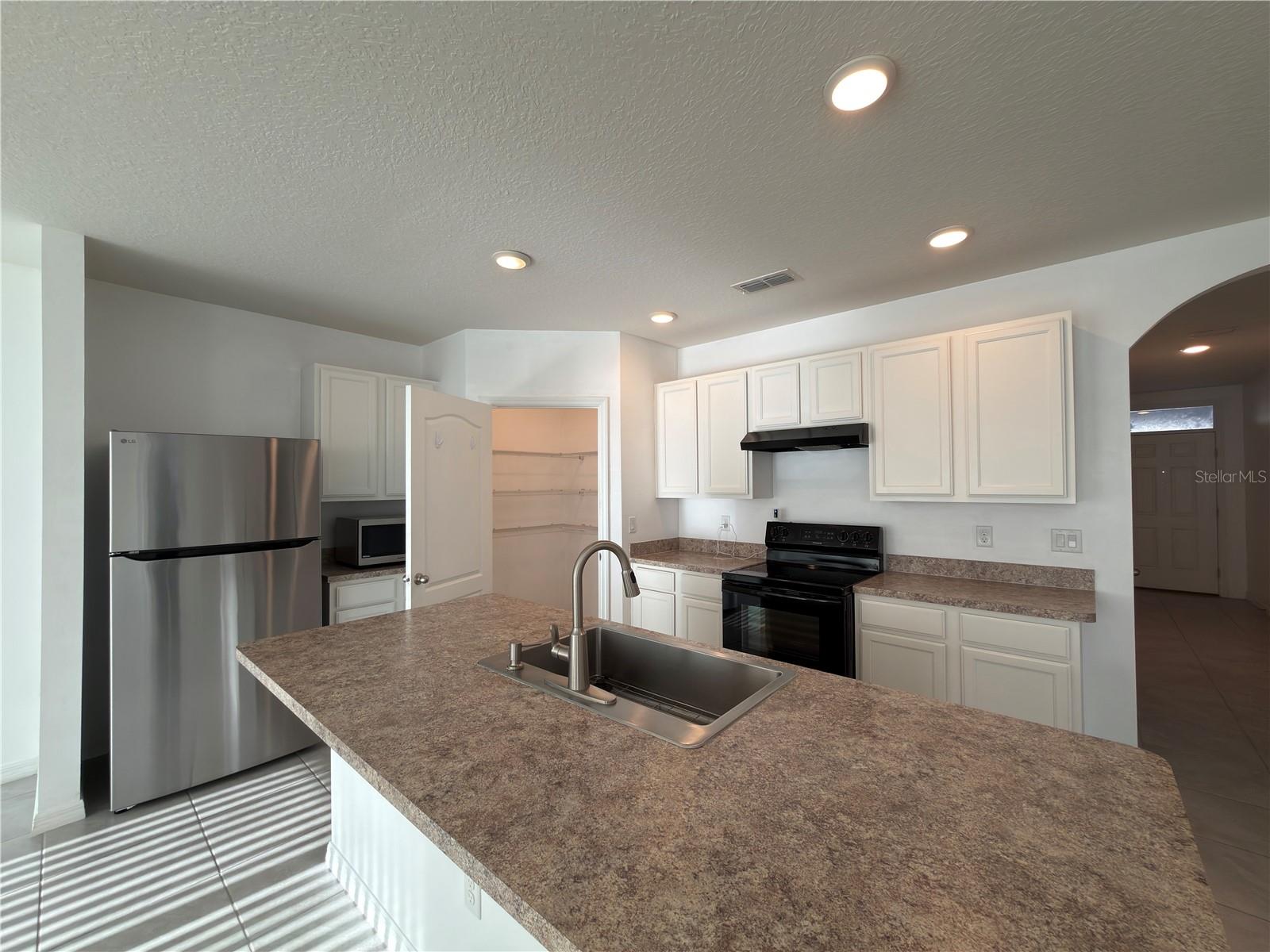 276 WILLOW BEND DR, DAVENPORT, FL, 33897