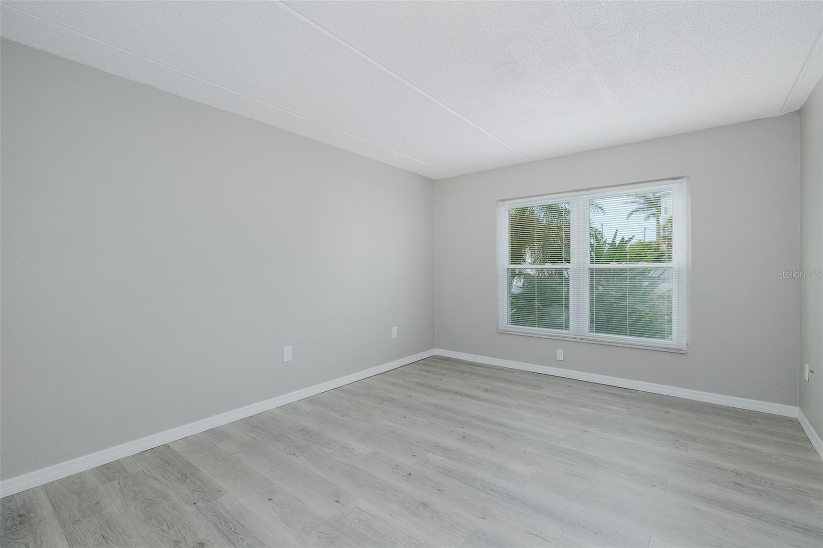 464 N PAULA DR #106, DUNEDIN, FL, 34698