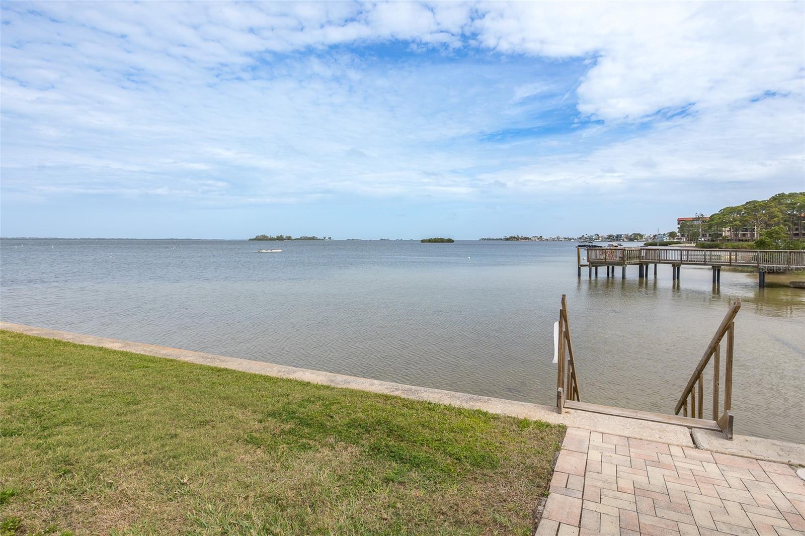 464 N PAULA DR #106, DUNEDIN, FL, 34698