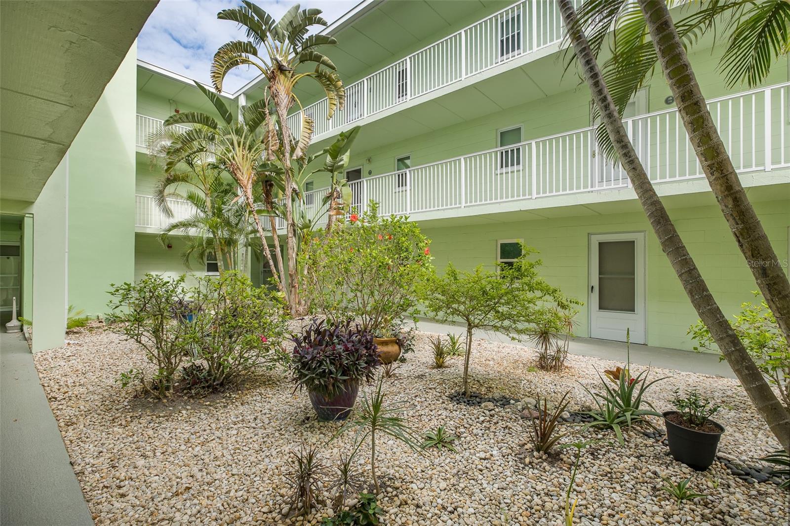 464 N PAULA DR #106, DUNEDIN, FL, 34698