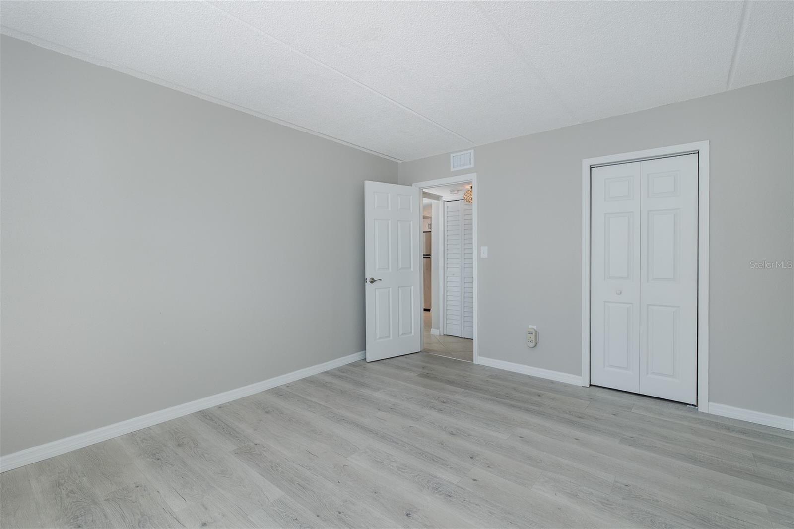 464 N PAULA DR #106, DUNEDIN, FL, 34698