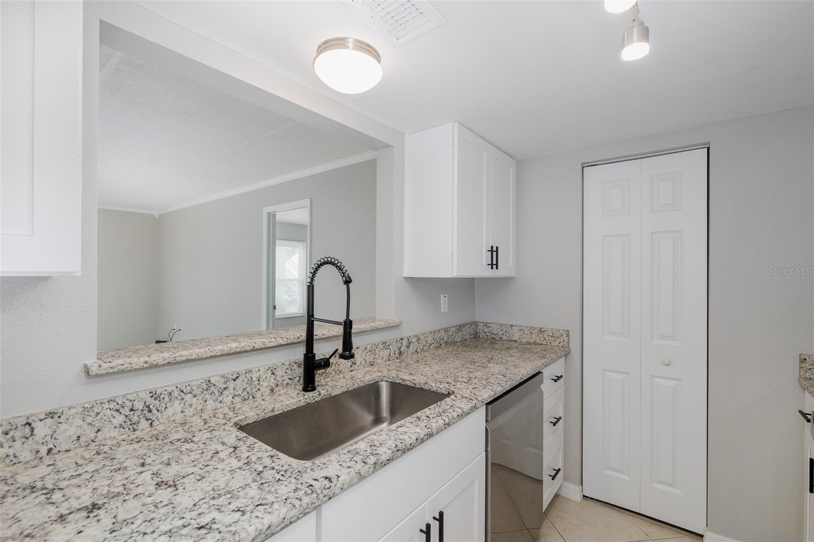 464 N PAULA DR #106, DUNEDIN, FL, 34698