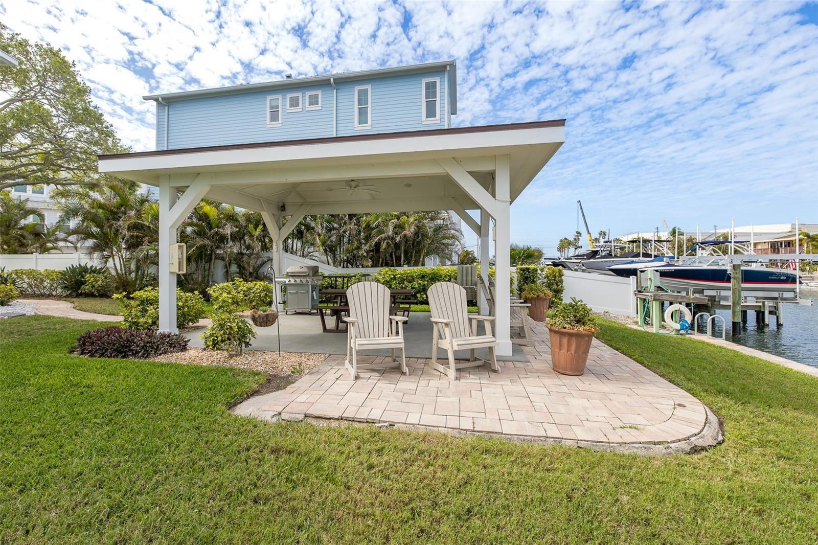 464 N PAULA DR #106, DUNEDIN, FL, 34698