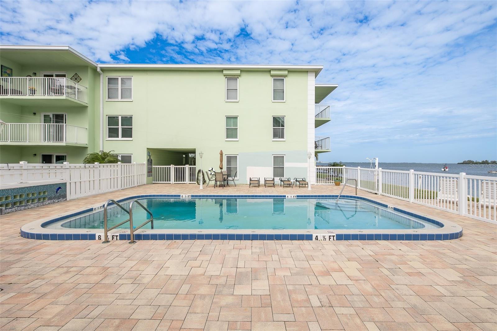 464 N PAULA DR #106, DUNEDIN, FL, 34698