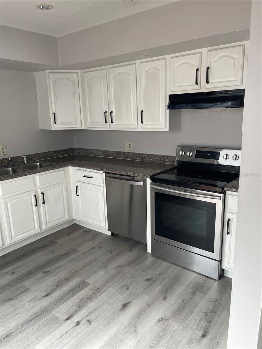 425 BLUE JACKET LN, ORLANDO, FL, 32825