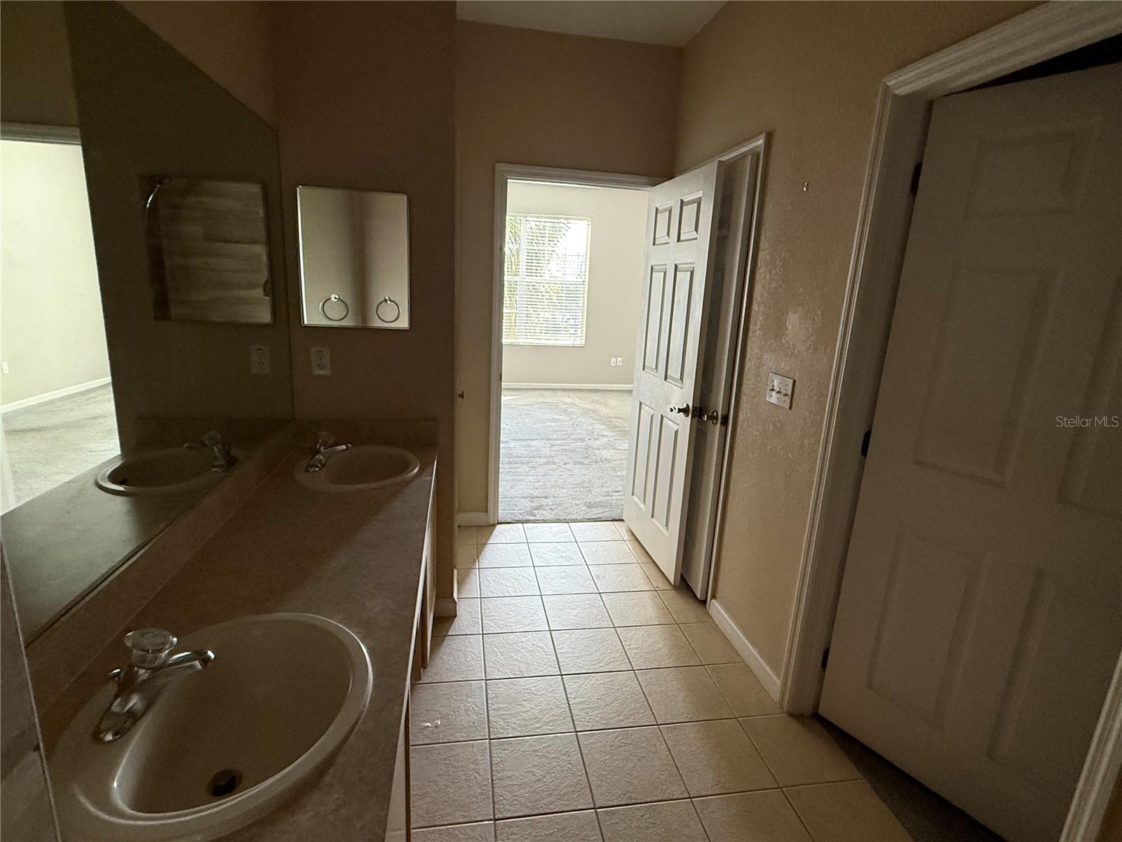 3311 WHITESTONE CIR #201, KISSIMMEE, FL, 34741