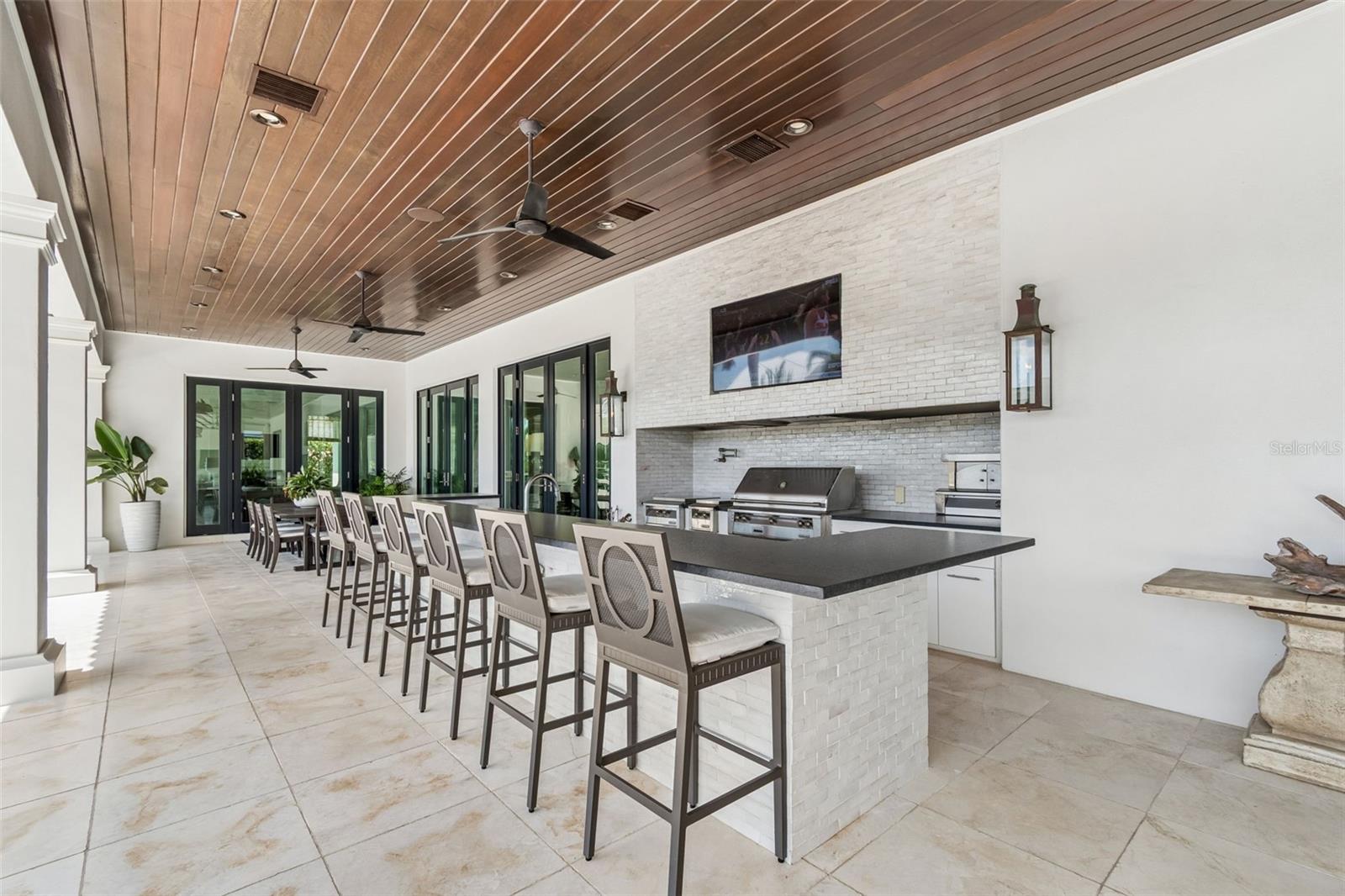 OUTDOOR/LANAI KITCHEN