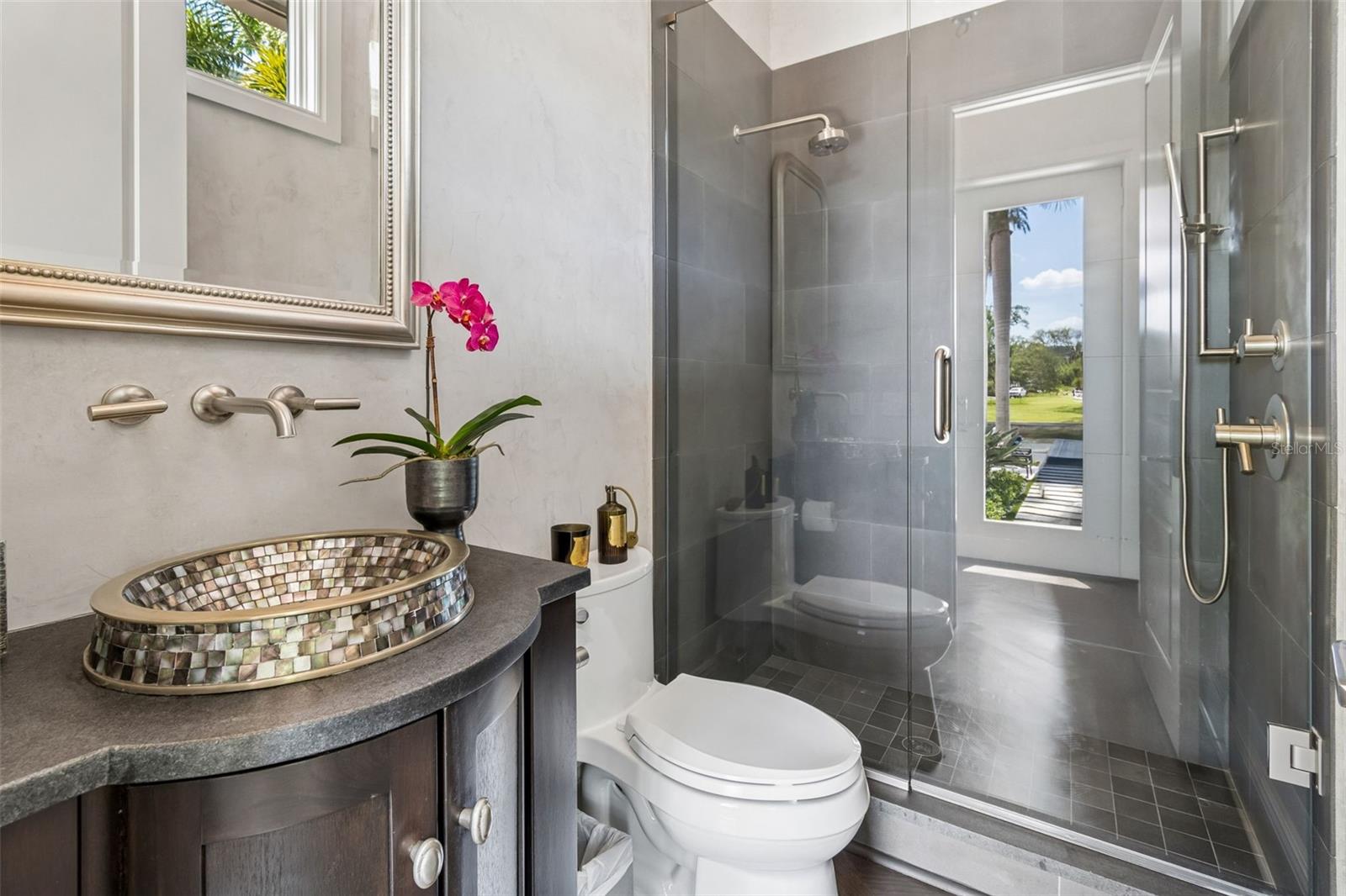 OFFICE BATH/POOL BATH