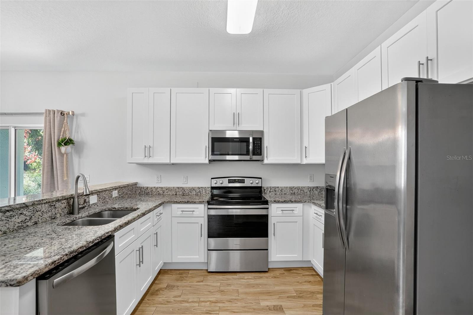 246 PINEVIEW DR, OVIEDO, FL, 32765