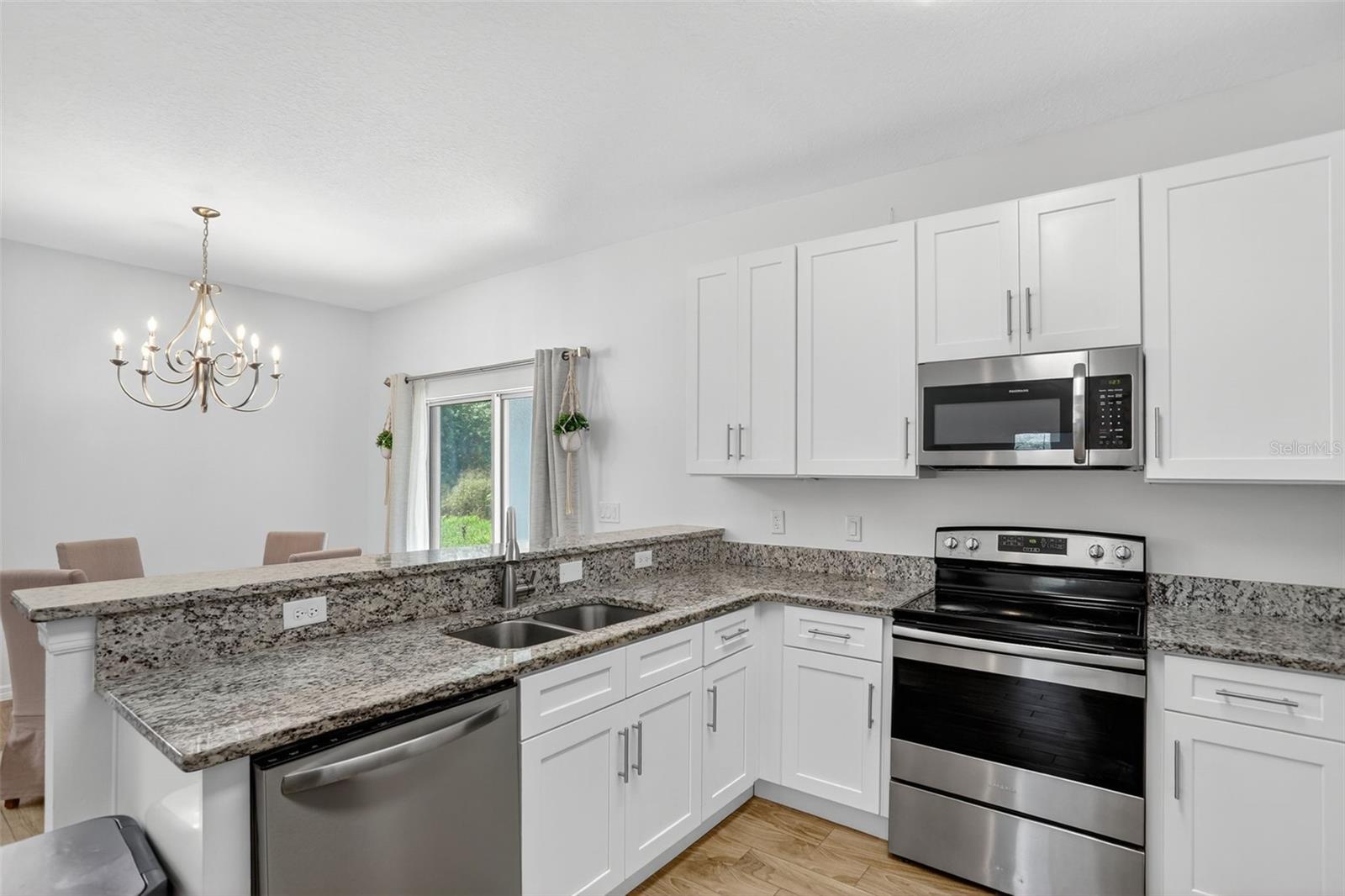 246 PINEVIEW DR, OVIEDO, FL, 32765