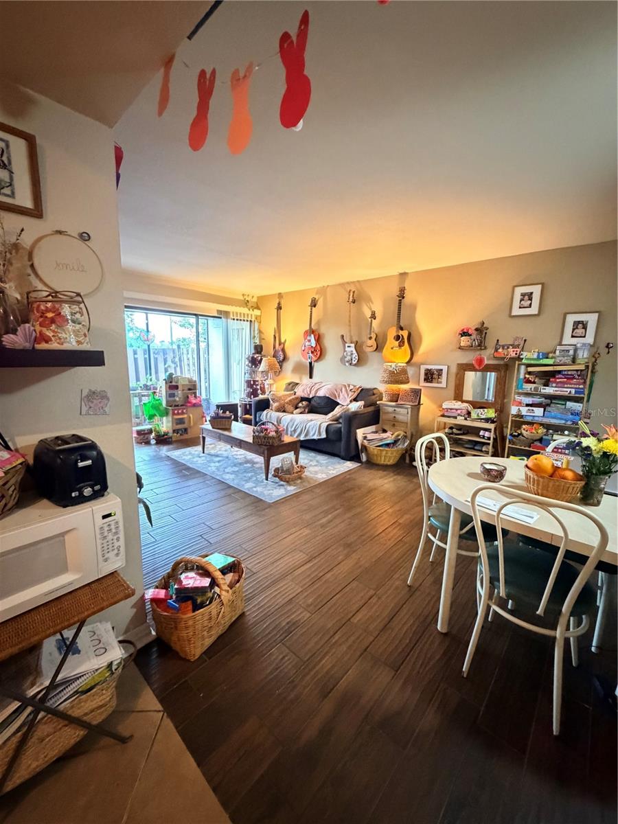 720 N VILLAGE DR N #103, ST PETERSBURG, FL, 33716