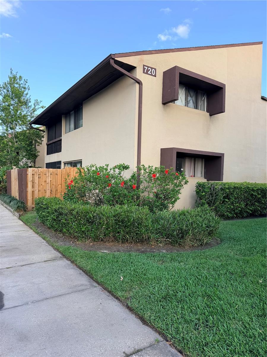 720 N VILLAGE DR N #103, ST PETERSBURG, FL, 33716