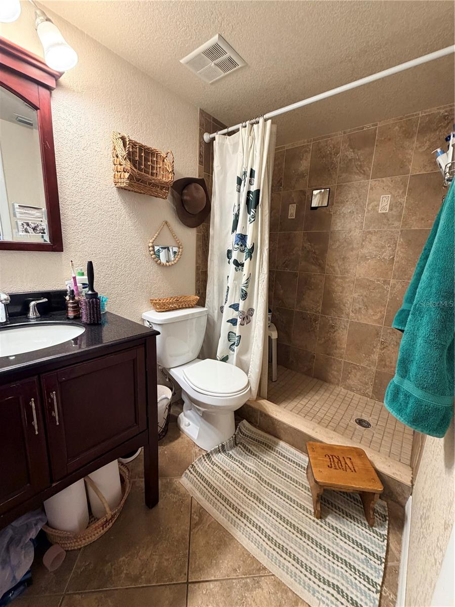 720 N VILLAGE DR N #103, ST PETERSBURG, FL, 33716