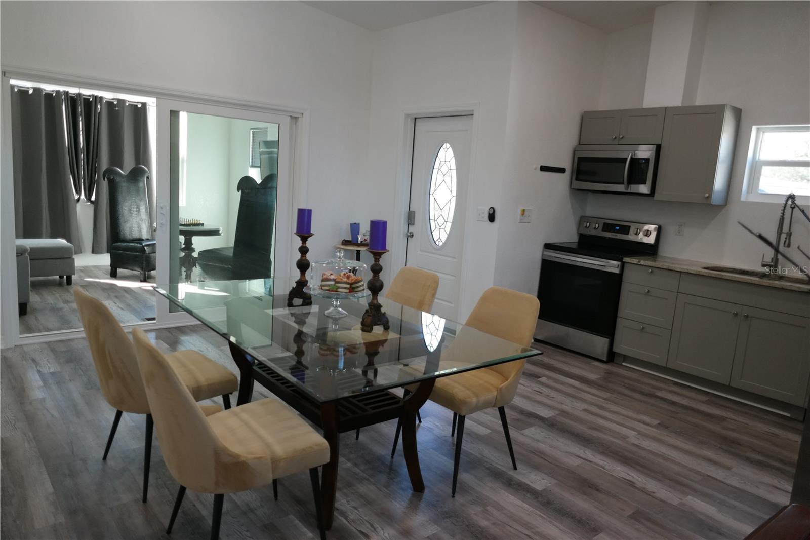 1025 7TH ST #1/2, ST PETERSBURG, FL, 33701
